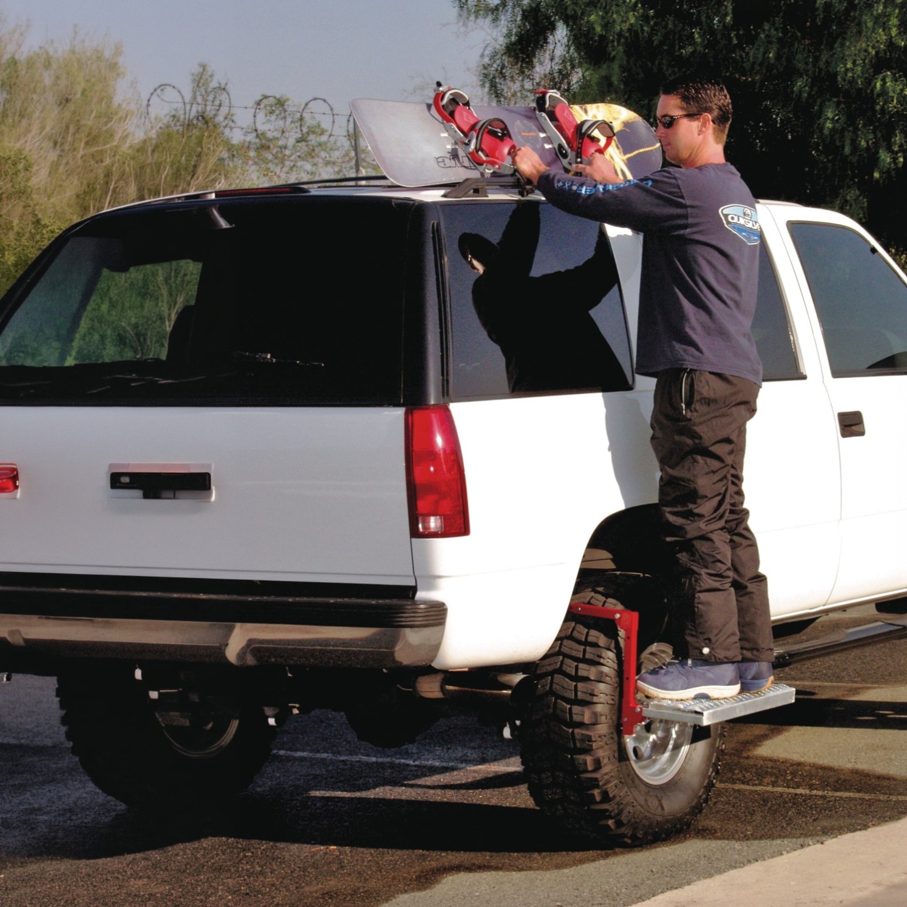 Heavy Duty Truck Tire Service Step