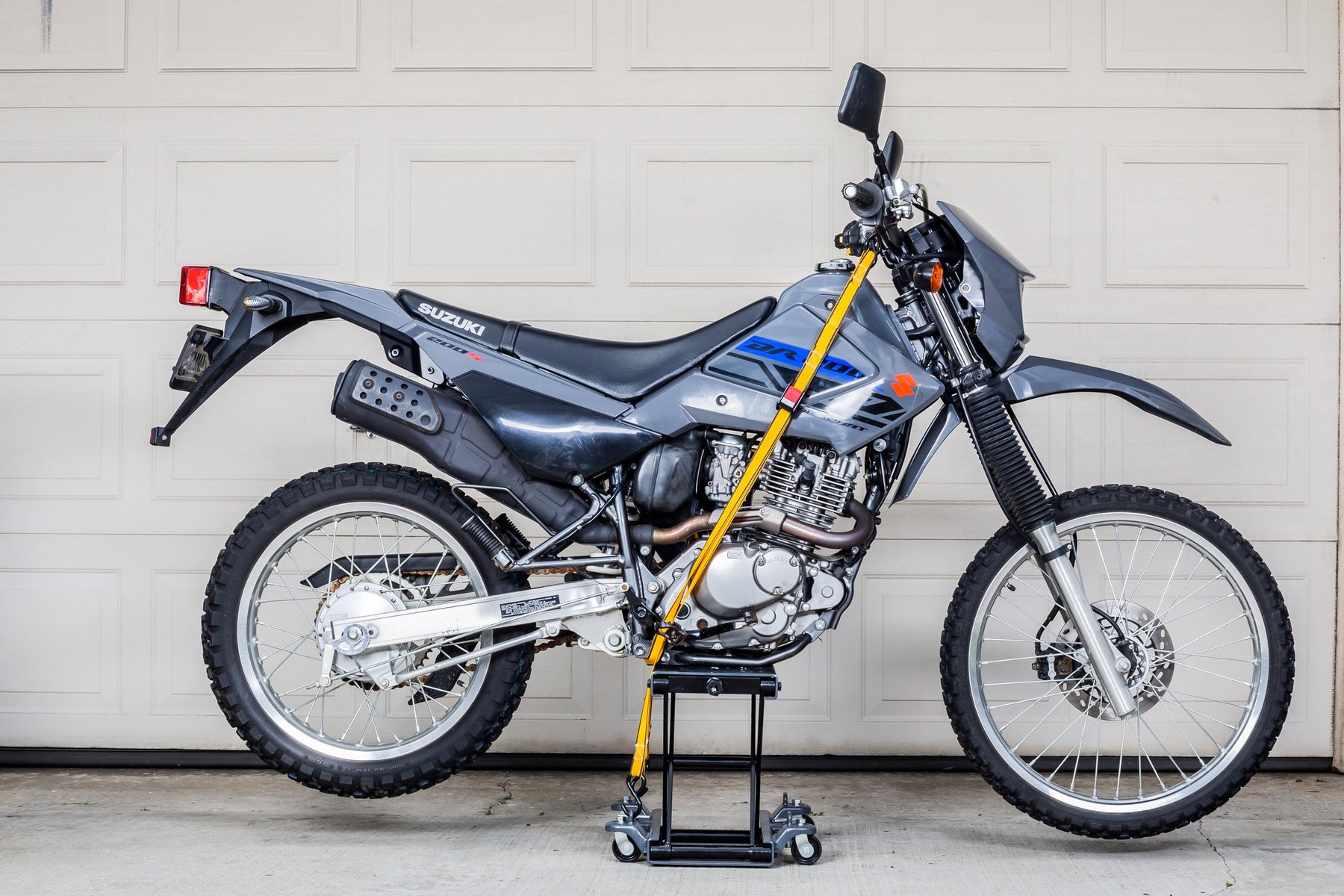 1000-Pound Deluxe Utility and Motorcycle Lift